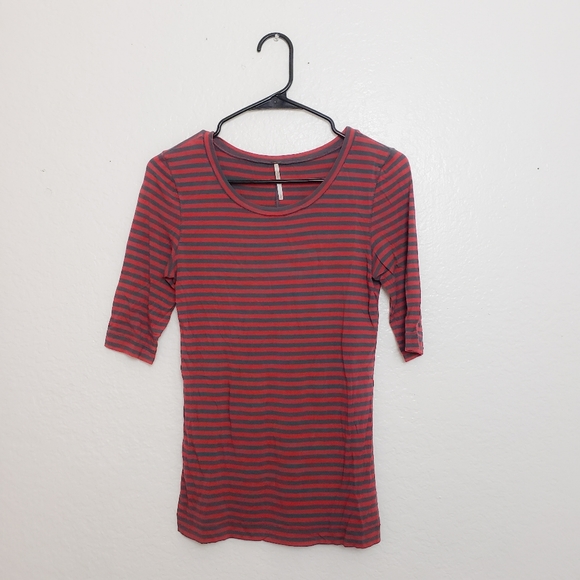 Free People leader of the pack red gray top - Picture 5 of 8